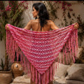 Chal Triangular de Crochet Rosa con Flecos | Hecho a Mano | Ibiza Moda TS