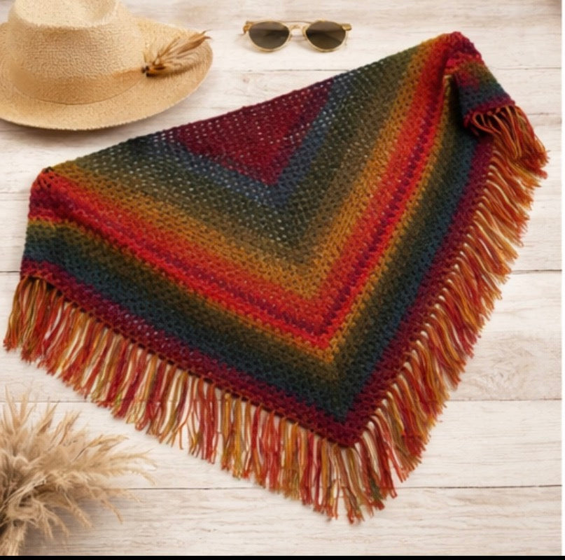Chal Boho de Crochet con Flecos – Pañuelo Triangular Multicolor Otoño – Bufanda Artesanal Hecha a Mano