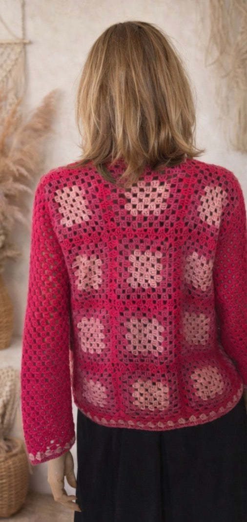 Chaqueta Crochet Rosa Estilo Boho – Cárdigan Hippie Hecho a Mano – Granny Square Vintage – Chaqueta Mujer Otoño Primavera