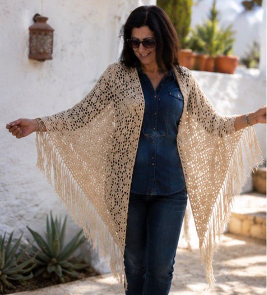 Chal Boho Blanco con Borde Dorado Artesanal | Estilo Hippie Chic