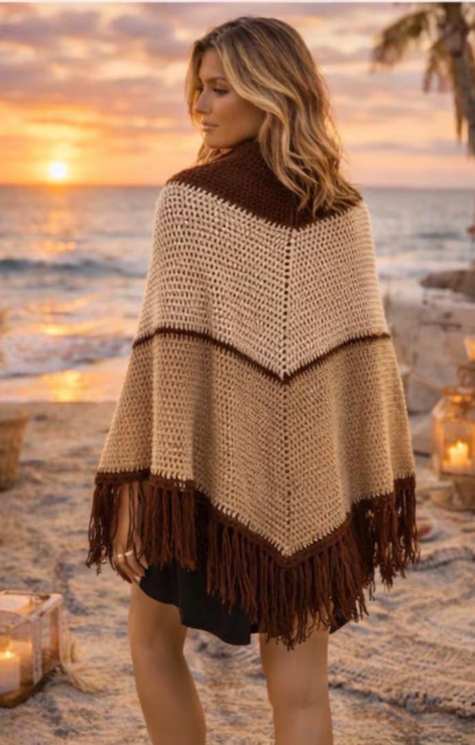 Poncho Boho Lana Beige y Marrón con Flecos | Capa Crochet Mujer | Estilo Hippie Chic Invierno | Moda Ibiza Otoño