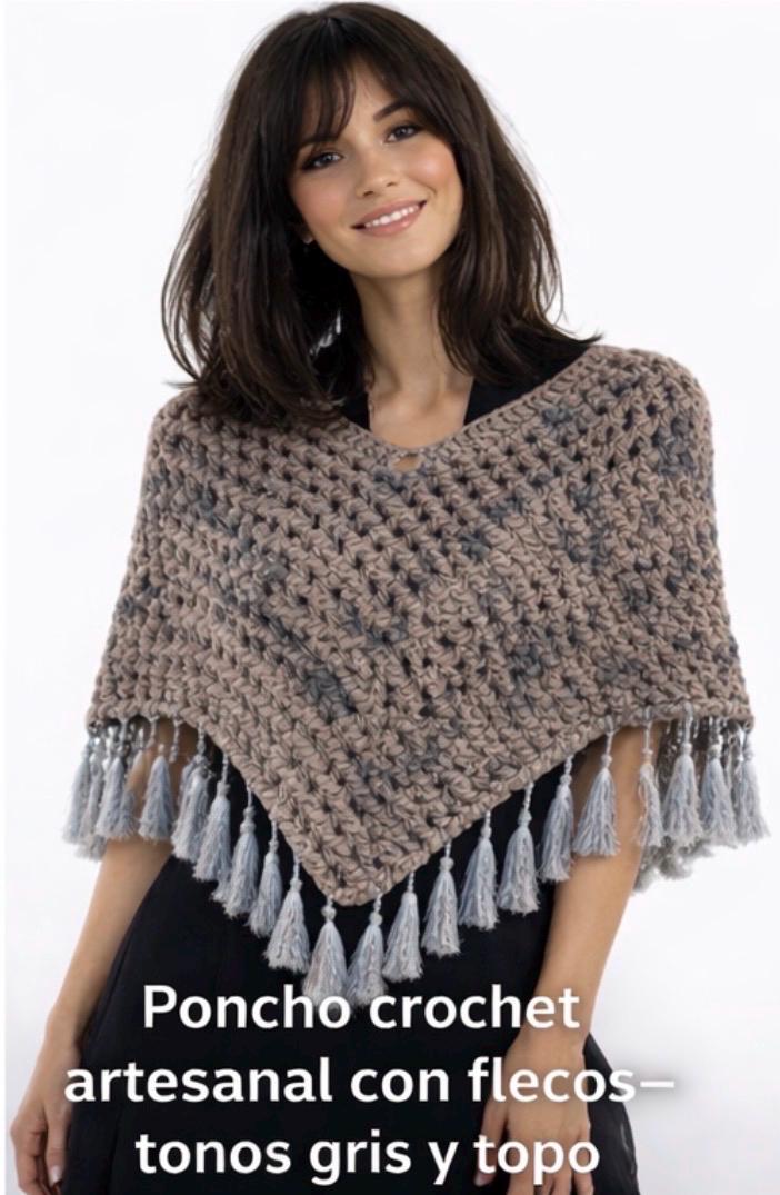Poncho crochet artesanal gris y topo con flecos | Chal boho hecho a mano | Moda otoño invierno mujer