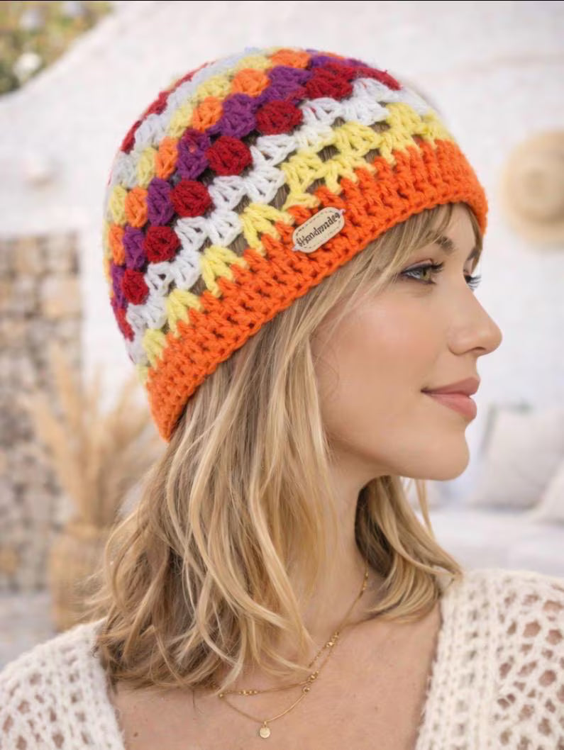 Gorro Crochet Granny Square Amarillo – Beanie Tejido a Mano Mujer – Gorro Boho Invierno – Sombrero Artesanal Colorido