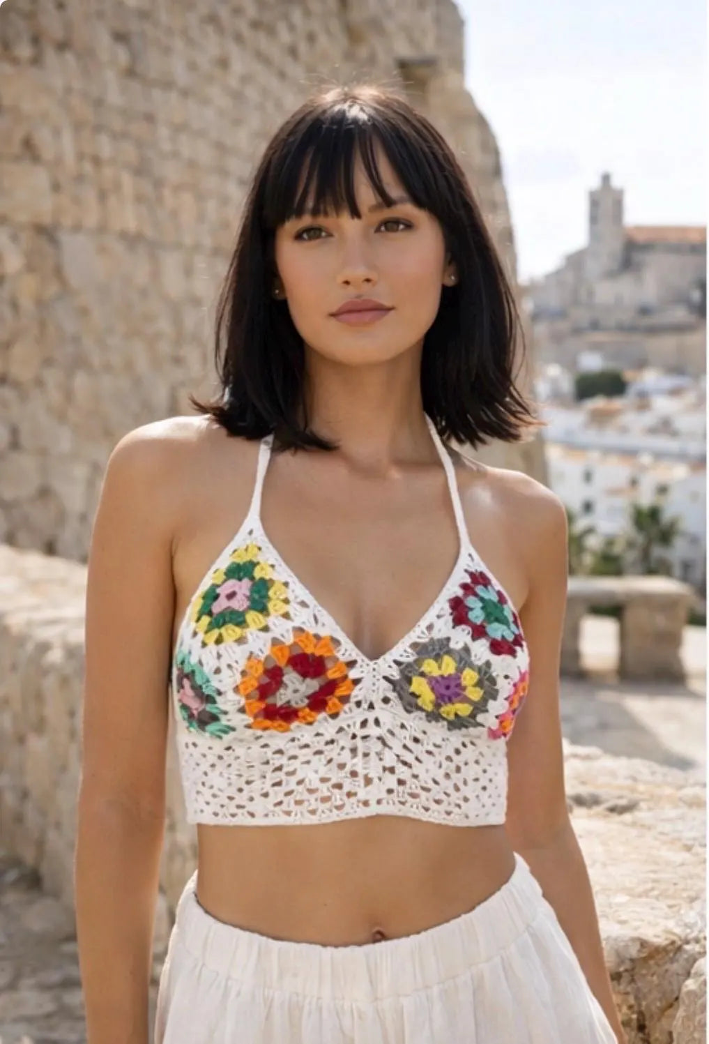 Top de crochet hecho a mano – diseño multicolor Granny Square • Top bohemio para verano, festival y playa • Ropa artesanal de algodón